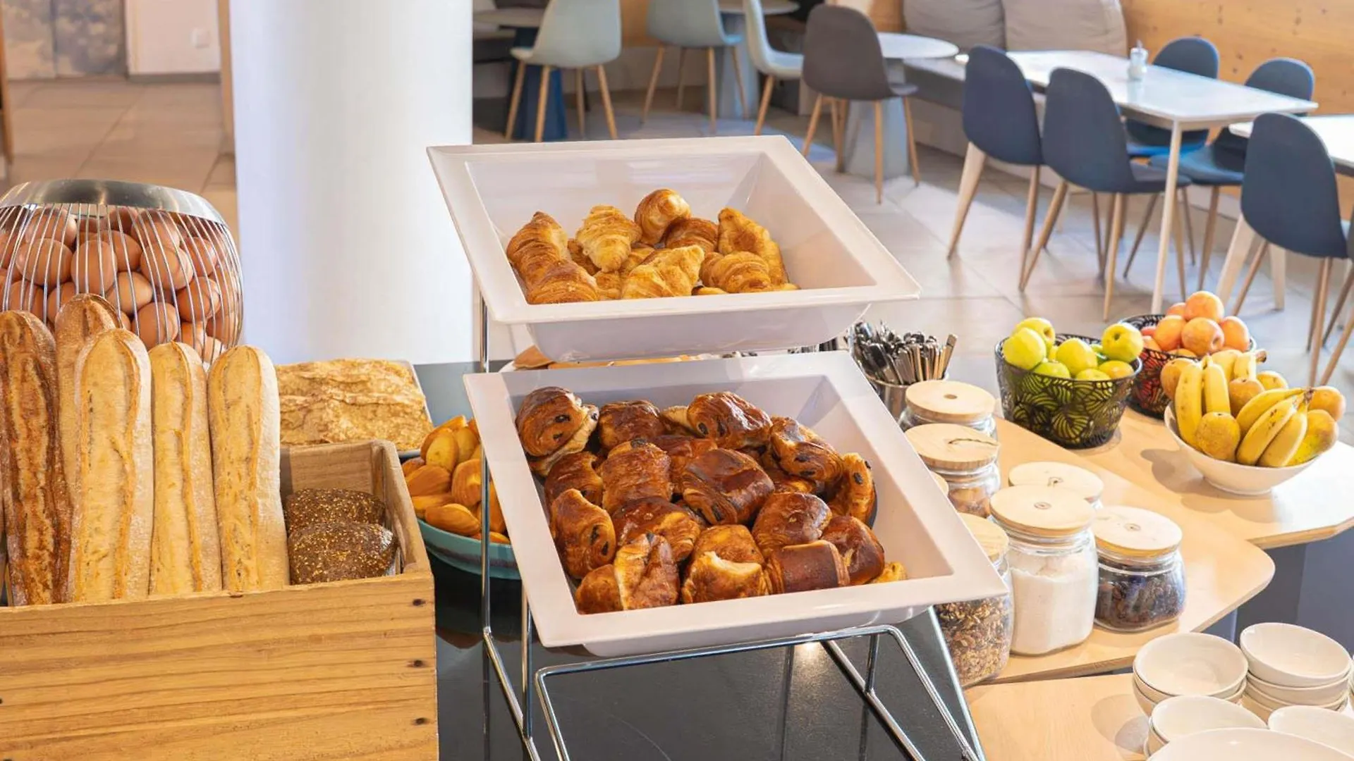 Novotel Montreuil Vincennes Hotell 4*